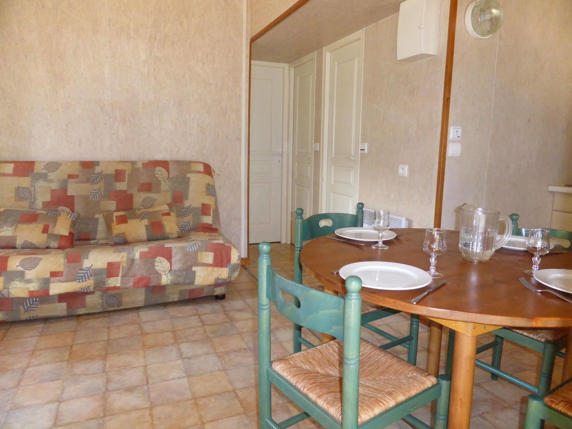 Camping L'Ecureuil - Mont-Blanc Village Domancy Екстер'єр фото