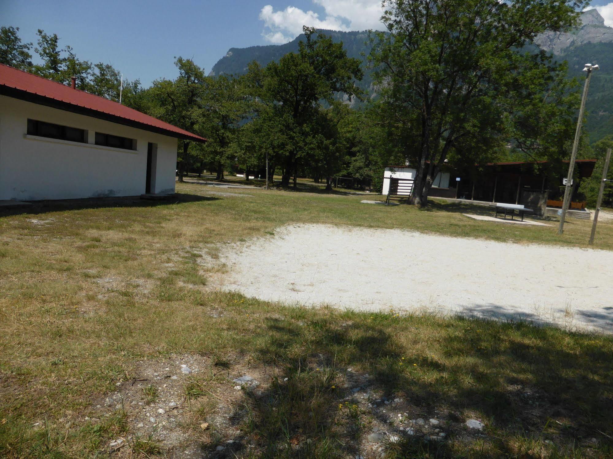 Camping L'Ecureuil - Mont-Blanc Village Domancy Екстер'єр фото